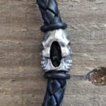 Schwarzes Lederarmband für Herren oder Damen mit Totenkopf 1 – Bild 4