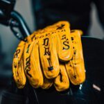 Rude Riders Tattoo gelbe Motorradhandschuhe aus Leder – Bild 4
