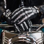 Rude Riders Bones Motorradhandschuhe aus schwarzem Leder