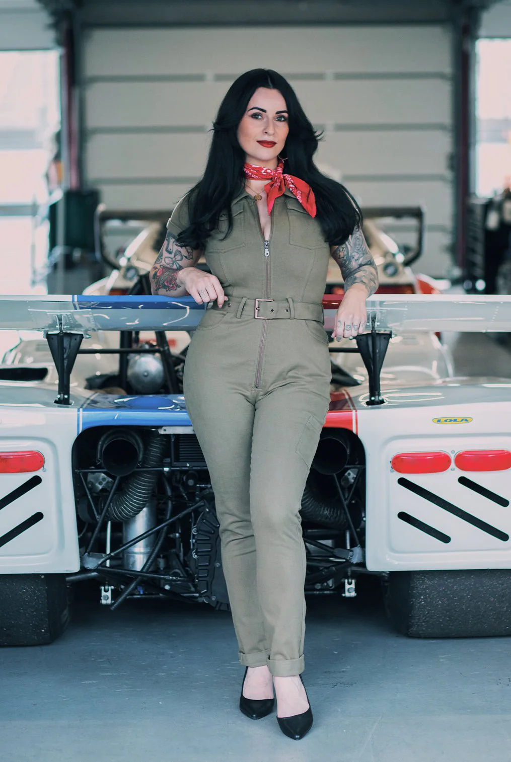 Queen Kerosin Overall 'Racing Queen' in Olivgrün – Bild 6